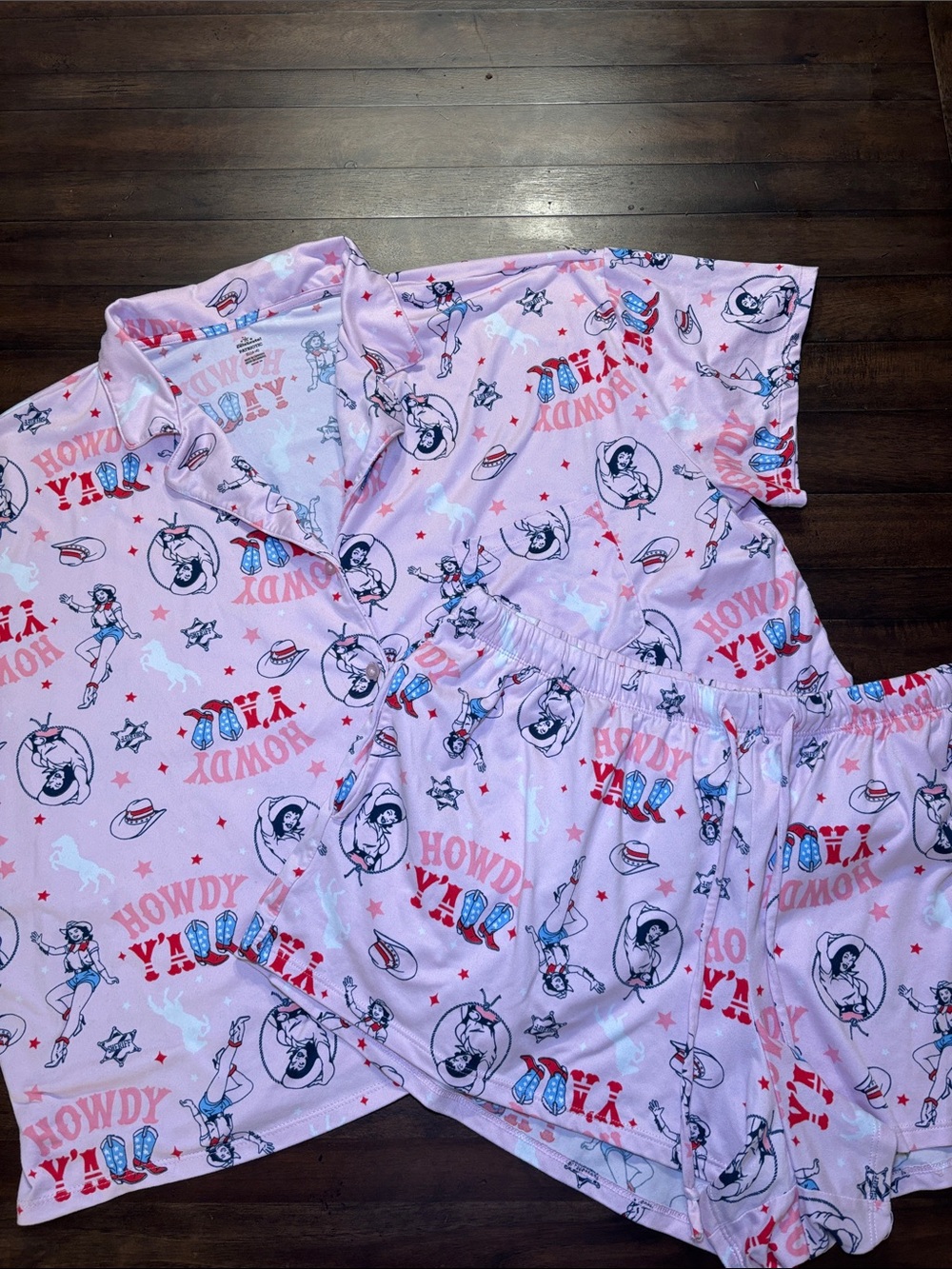 Women’s Pink Graphic Short Sleeve Pajama Set with Shorts